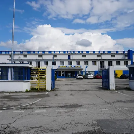 Ekonomický hotel Sporthotel Piestany *